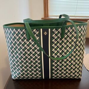 Tory Burch  Tote used with no signs of wear and tear